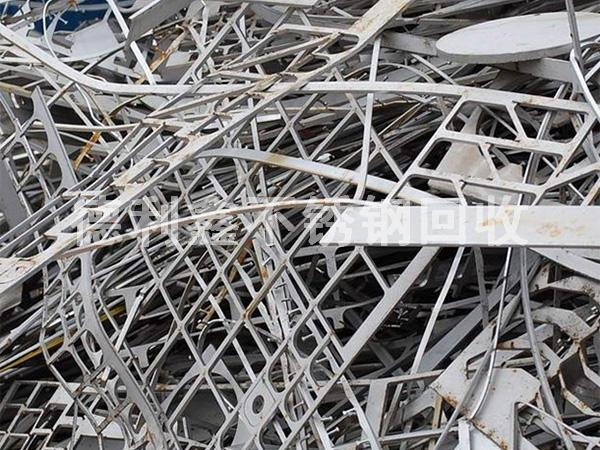 �������I����304���P�_����316���P�